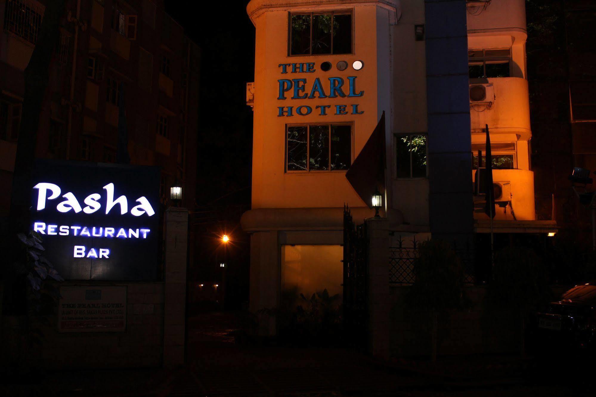 The Pearl Hotel Calcutta Buitenkant foto